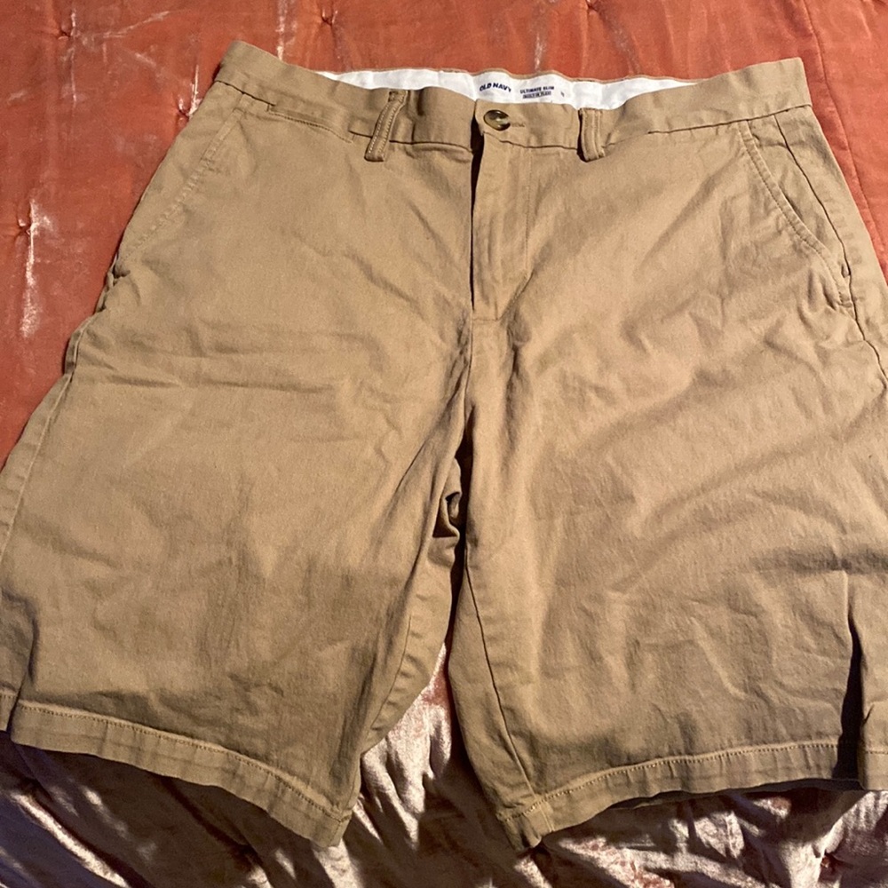 Old navy uniform khaki shorts size 33